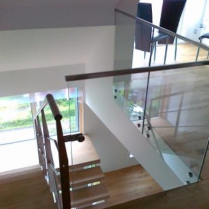 With-glass-elements (5)
